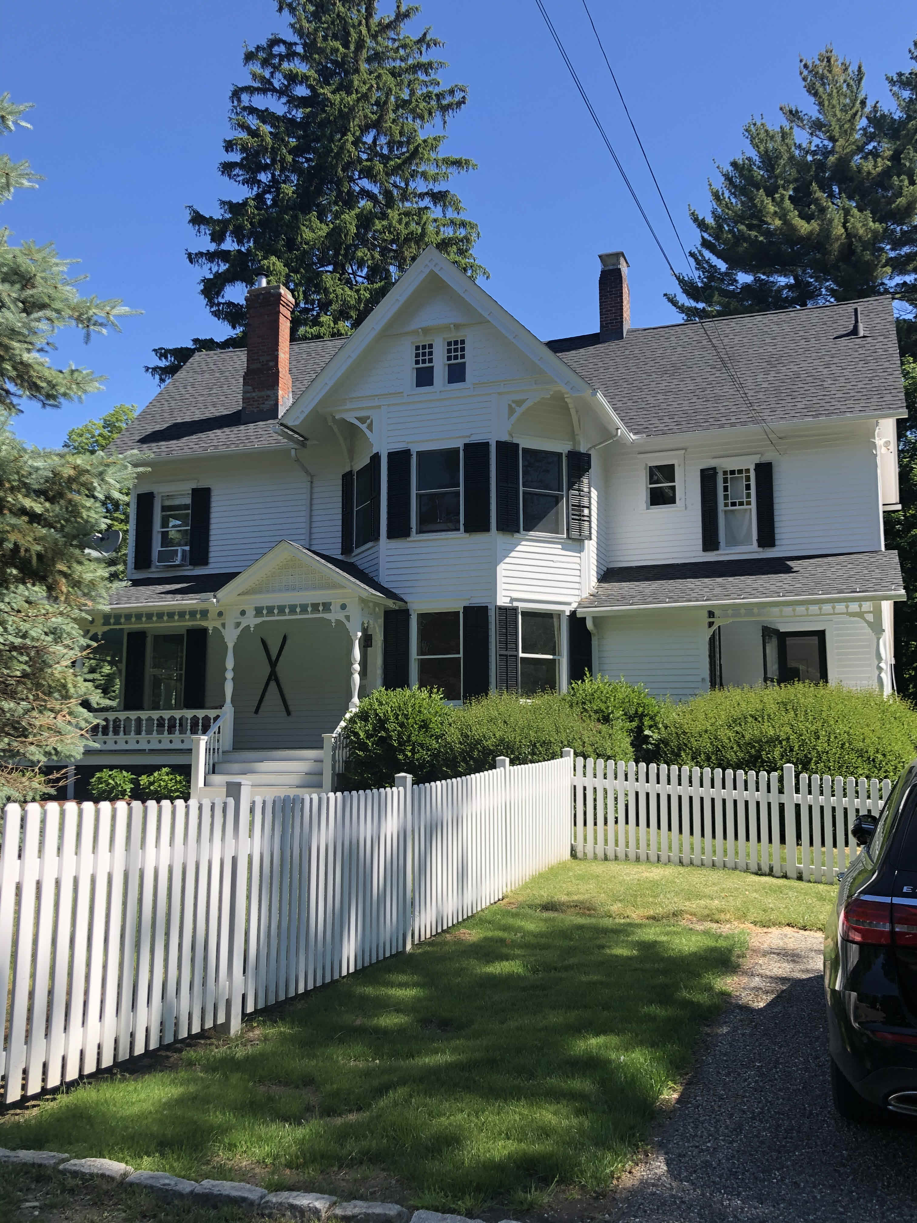 Building photograph for 4 BOSTWICK STREET